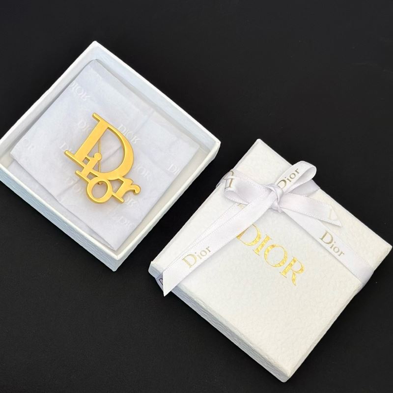 Christian Dior Brooches